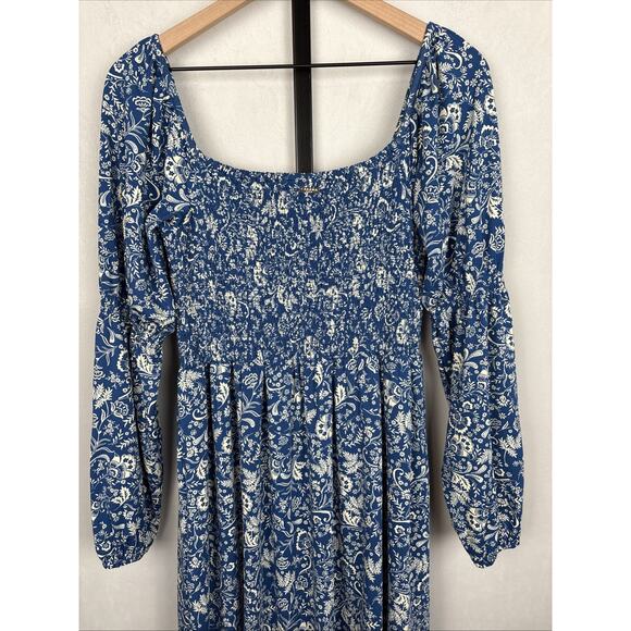 Cabana Life Aspen Smocked Maxi Dress Women's Medium Blue Floral Boho Cottagecore - Picture 6 of 11